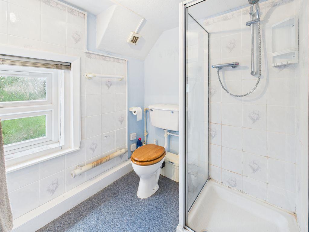 First Floor En-Suite