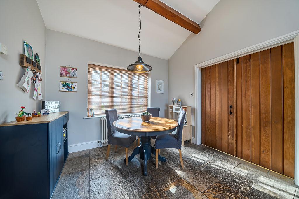 Kitchen Dining Area