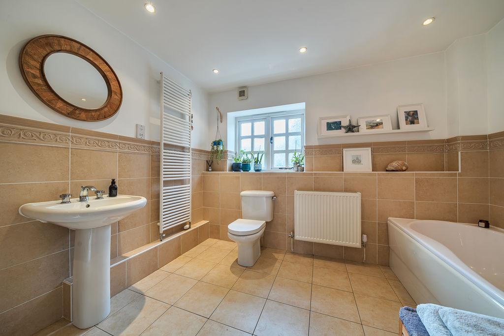 Main Bathroom