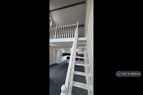 undefined, Tetlow St, Liverpool, L4
