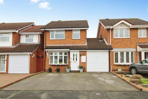 The Glades, Aldridge, WS9 8RN