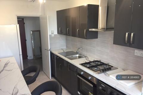 2 bedroom flat to rent, Rotherhithe New Road, London, SE16