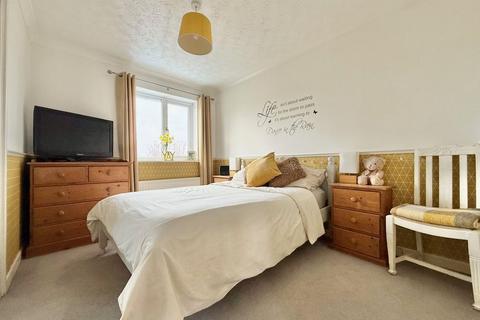 4 bedroom detached house for sale, Belmont Close, Kingsteignton