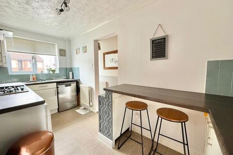 4 bedroom detached house for sale, Belmont Close, Kingsteignton