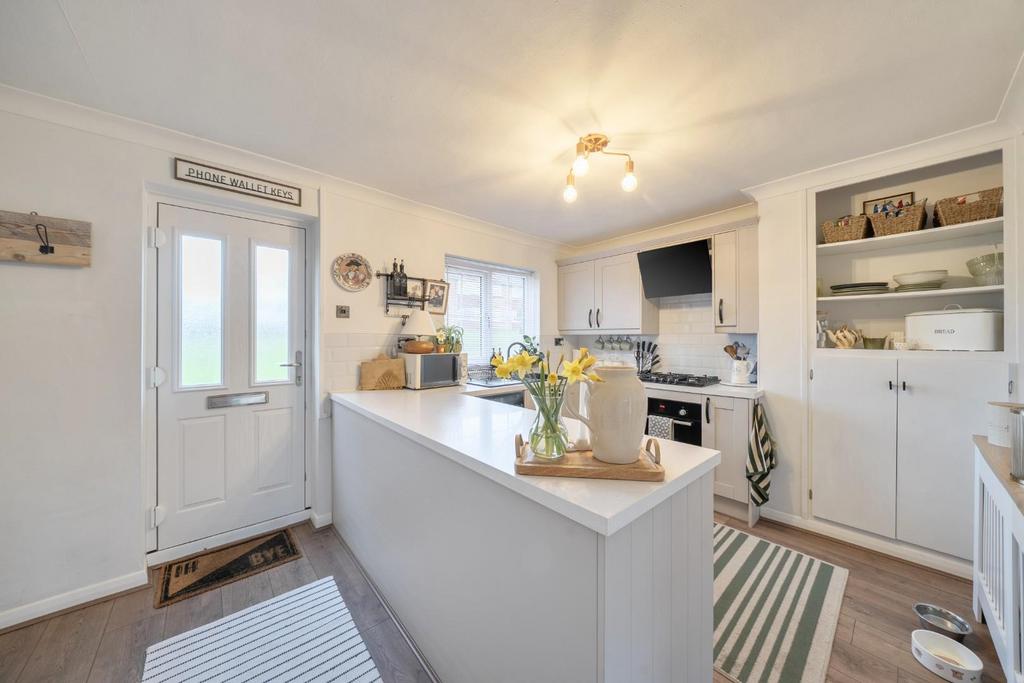 2nd view WREN KITCHEN.jpg