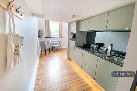 undefined, Mcdonald Road, Edinburgh, EH7