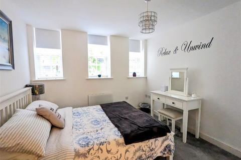 2 bedroom apartment for sale, Station Road, Deganwy