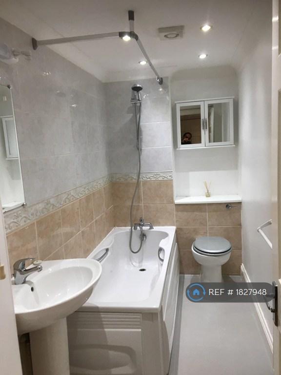 Main Bathroom