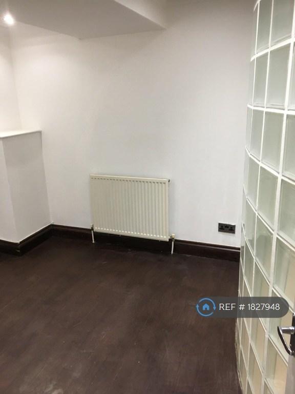 Study / Dinning Room