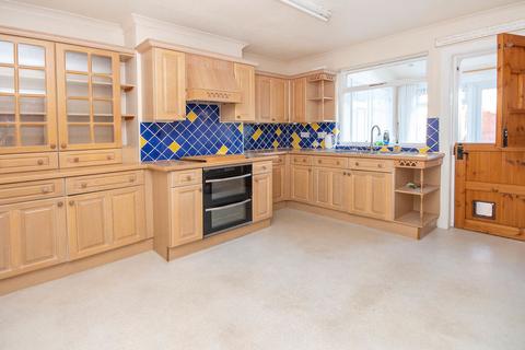 2 bedroom semi-detached house for sale, Downs Park Avenue, Eling