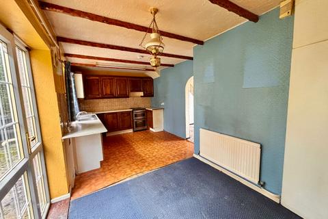 3 bedroom semi-detached house for sale, 50 Roberts Road, Edlington, Doncaster, South Yorkshire DN12 1JG