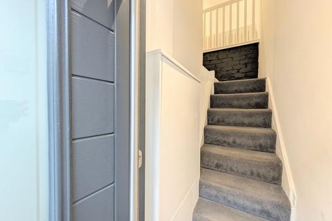 3 bedroom apartment to rent, Golf Open 2026 - Upper Aughton Road, Birkdale - Sleeps Eight