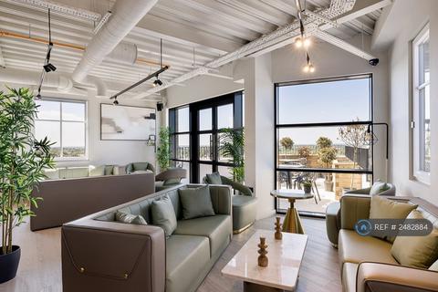 Studio to rent, Lowlands Road, Harrow, HA1