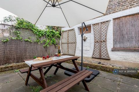 4 bedroom flat to rent, Holland Road, London, W14