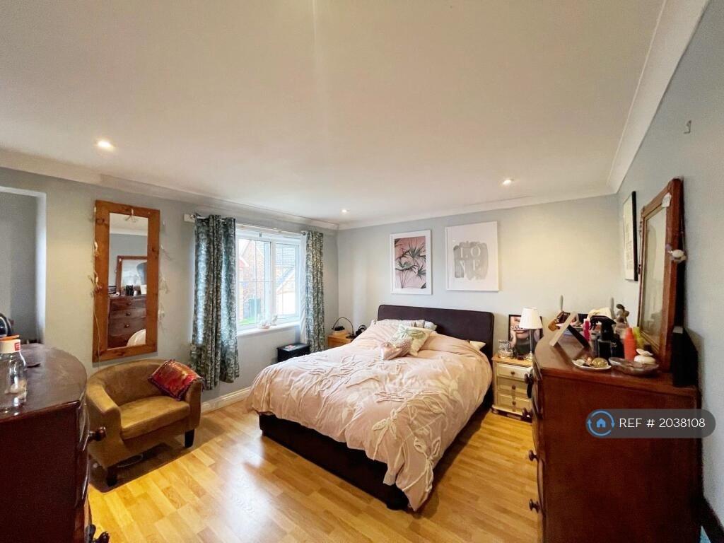 Master Double Bedroom
