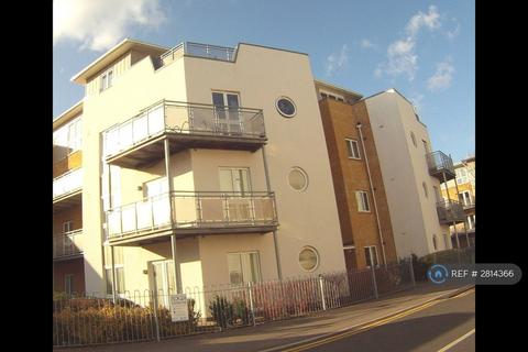 2 bedroom flat to rent, Hydro House, Chertsey, KT16