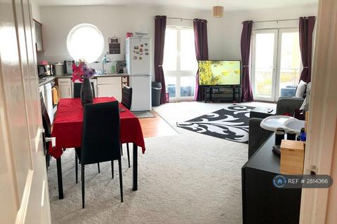 2 bedroom flat to rent, Hydro House, Chertsey, KT16