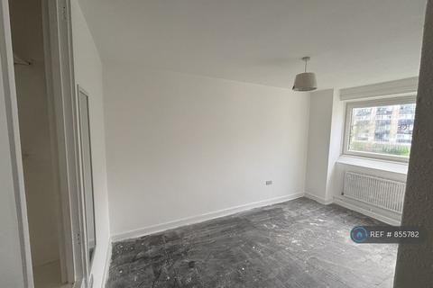 undefined, Whitlock Drive, London, SW19