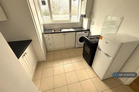 undefined, Whitlock Drive, London, SW19