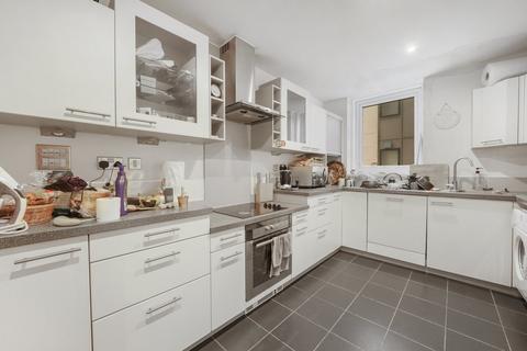 undefined, Western Gateway, London, E16