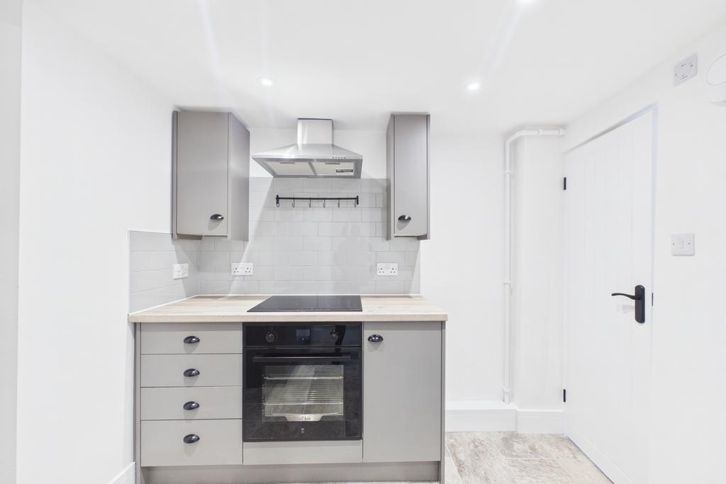 Newly Fitted Kitchen