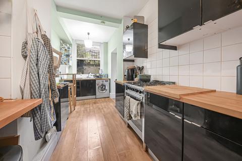 1 bedroom flat for sale, Gwendwr Road , london