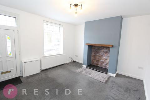 3 bedroom terraced house to rent, Mansfield Road, Rochdale OL11