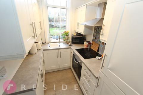 2 bedroom cottage for sale, Slaunt Bank, Rochdale OL12