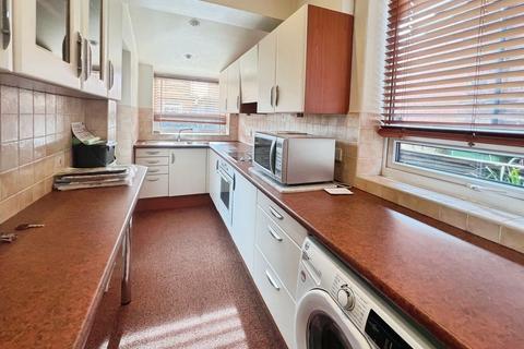 3 bedroom semi-detached house to rent, Beechfield Road, Smithills, Bolton