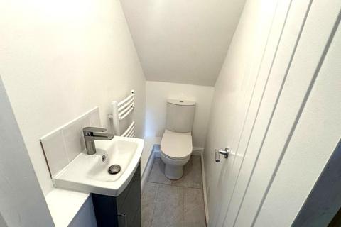 2 bedroom terraced house to rent, Holystone Crescent, High Heaton