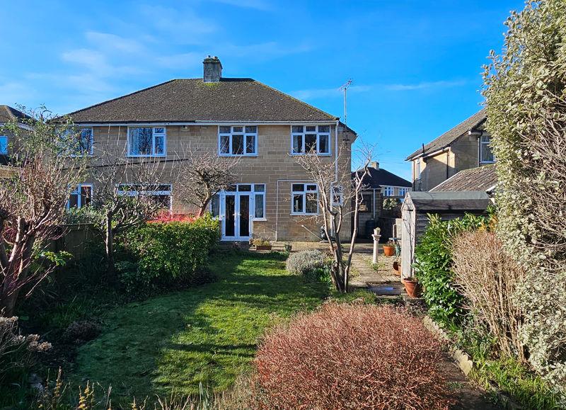 Garden to house