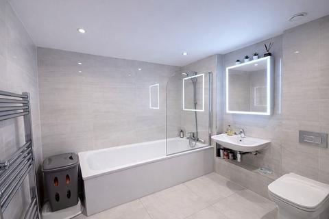 2 bedroom apartment for sale, Alexandra Avenue, Harrow