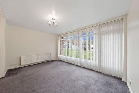 1 bedroom ground floor flat for sale, 26 Redruth House, Sutton