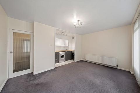 1 bedroom ground floor flat for sale, 26 Redruth House, Sutton