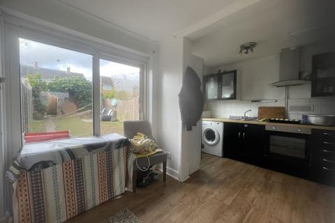 2 bedroom terraced house for sale, Seagull Road, Rochester