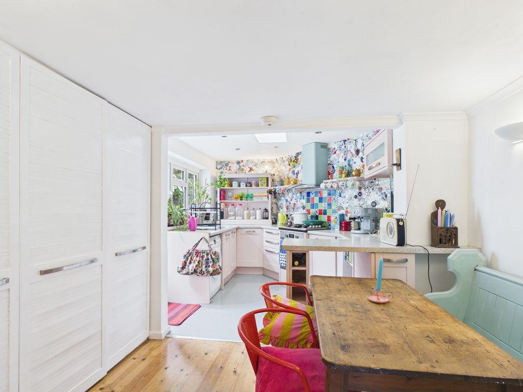 Dining area to...