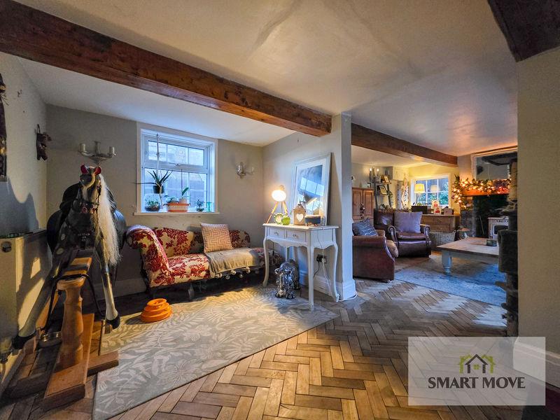 Snug into Lounge