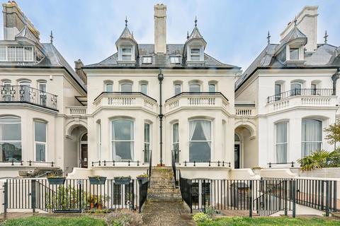 2 bedroom apartment for sale, Venetian Garden House, South Parade