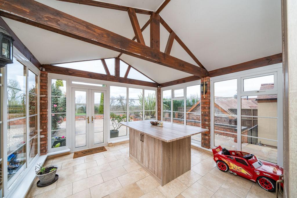 Garden room