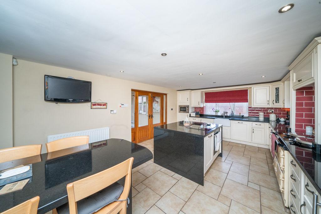 Breakfast kitchen