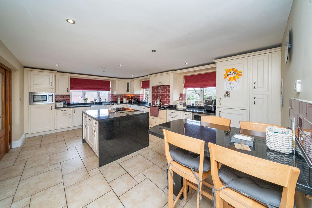 Breakfast kitchen