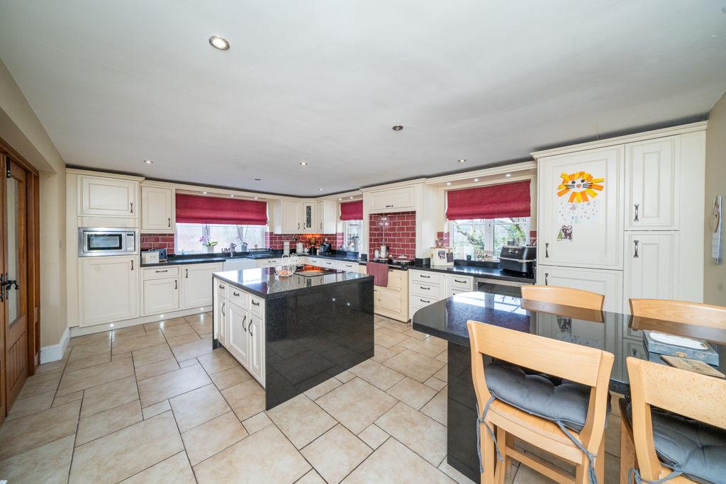 Breakfast kitchen