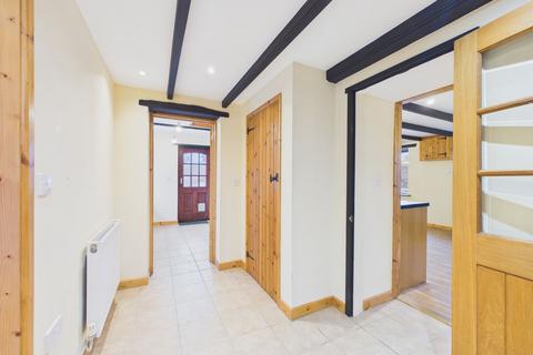 3 bedroom detached house for sale, Clarbeston Road, SA63