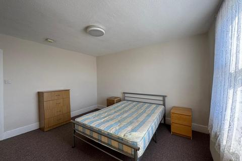 1 bedroom flat to rent, Harrow Road, NW10