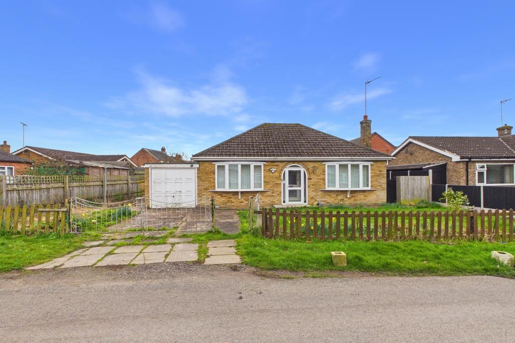 Ewe Move -  Spalding -  Garage