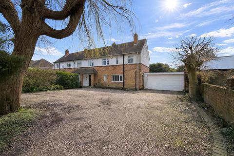 Monsell Drive, Aylestone LE2