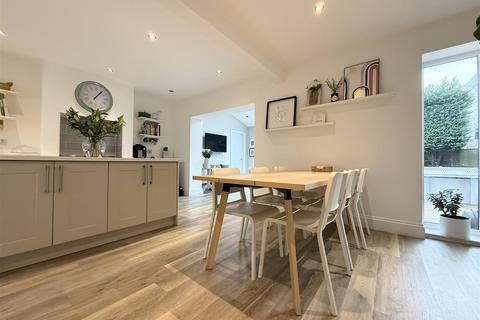 4 bedroom semi-detached house for sale, Monsell Drive, Aylestone LE2
