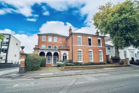 Office to rent, 19 Calthorpe Rd Birmingham B15 1RP