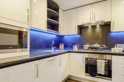 2 bedroom property to rent, Westferry Circus, London E14