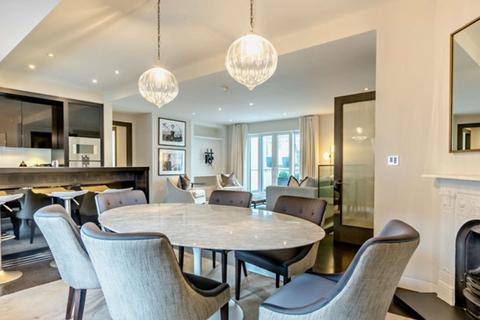 2 bedroom property to rent, Duke Street, London W1K